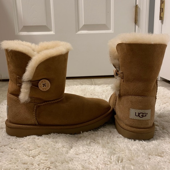 UGG Shoes - Price ⬇️UGG boots